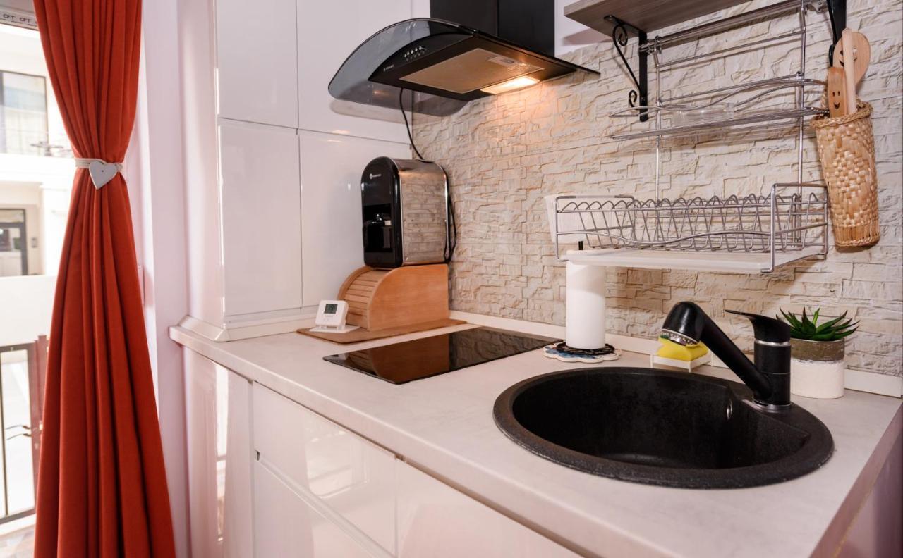 Ferienwohnung Kataleya Studio Năvodari Exterior foto